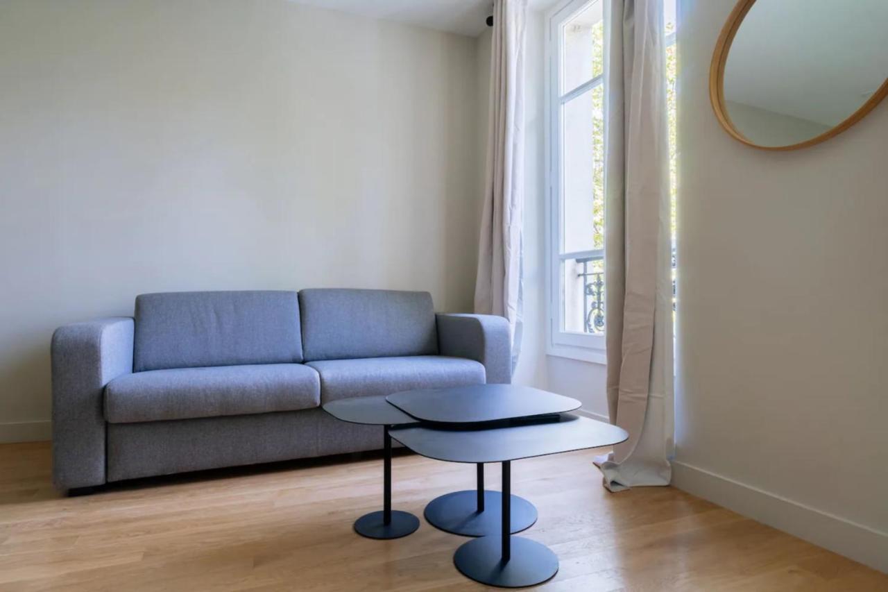 Stylish 2 Bedroom Apartment In Paris Exterior photo